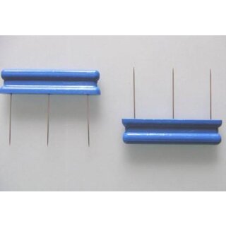 Nadelleiste 30 x 0,7 BLAU Kunsstoff 55 mm lang mit 3 Nadeln - RESTBESTAND - nicht mehr lieferbar